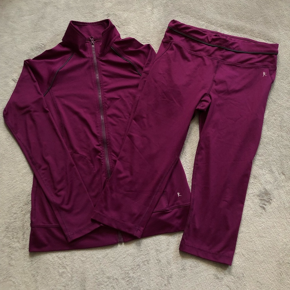 Danskin Now Capri and jacket set